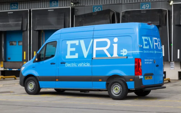 evri parcel delivery van